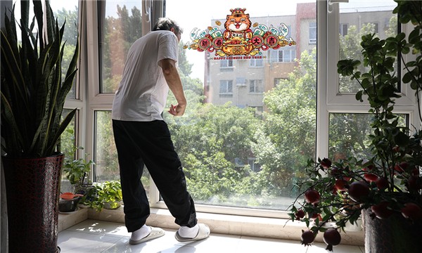 新松穿戴式外骨骼，引領(lǐng)全場景康復(fù)運(yùn)動新紀(jì)元